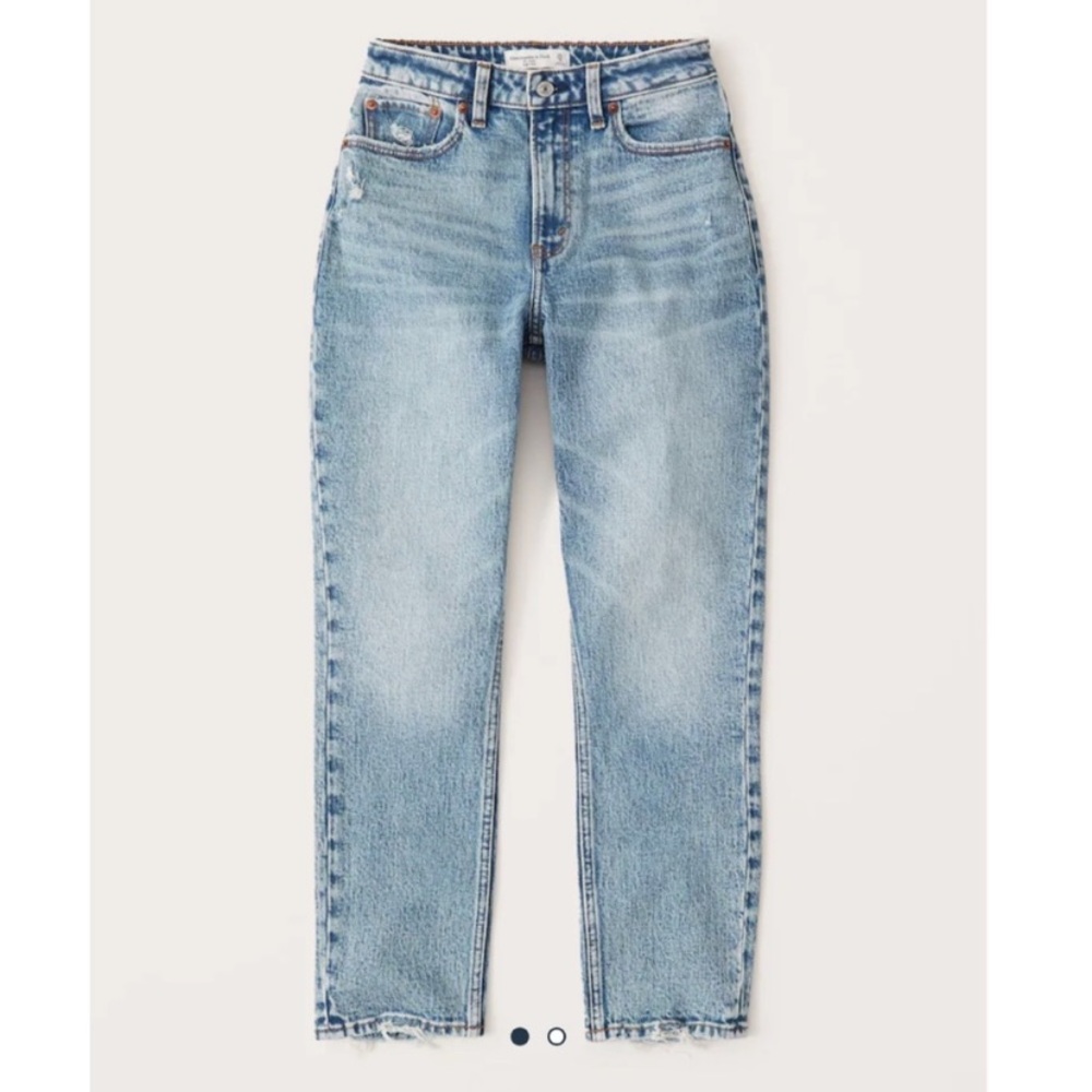 Abercrombie and Fitch curve love Mom Jeans